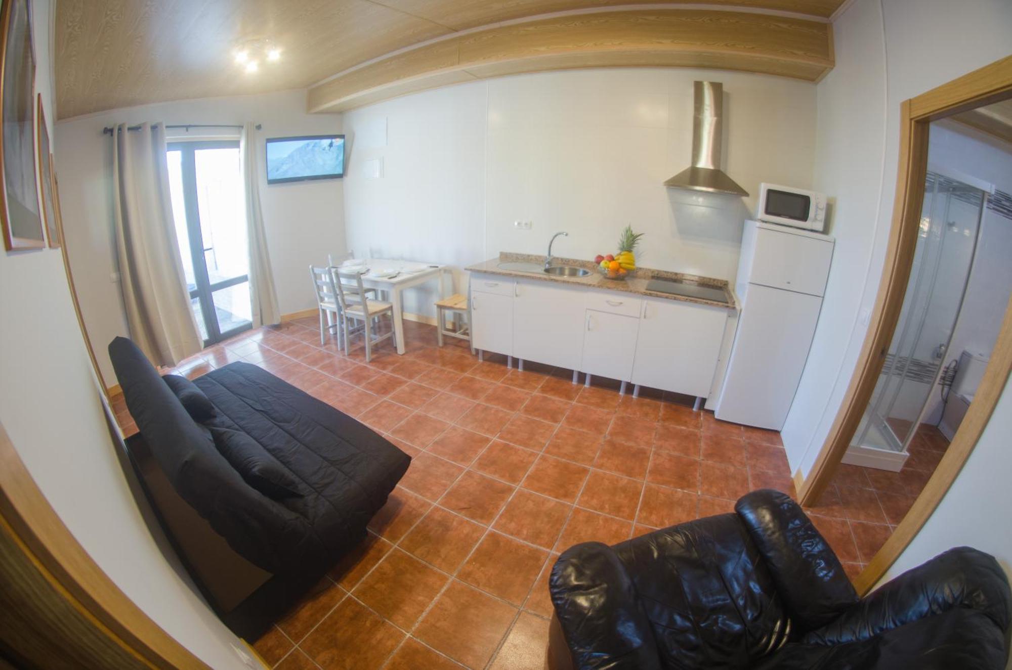 Camping Playa De Ajo Bagian luar foto